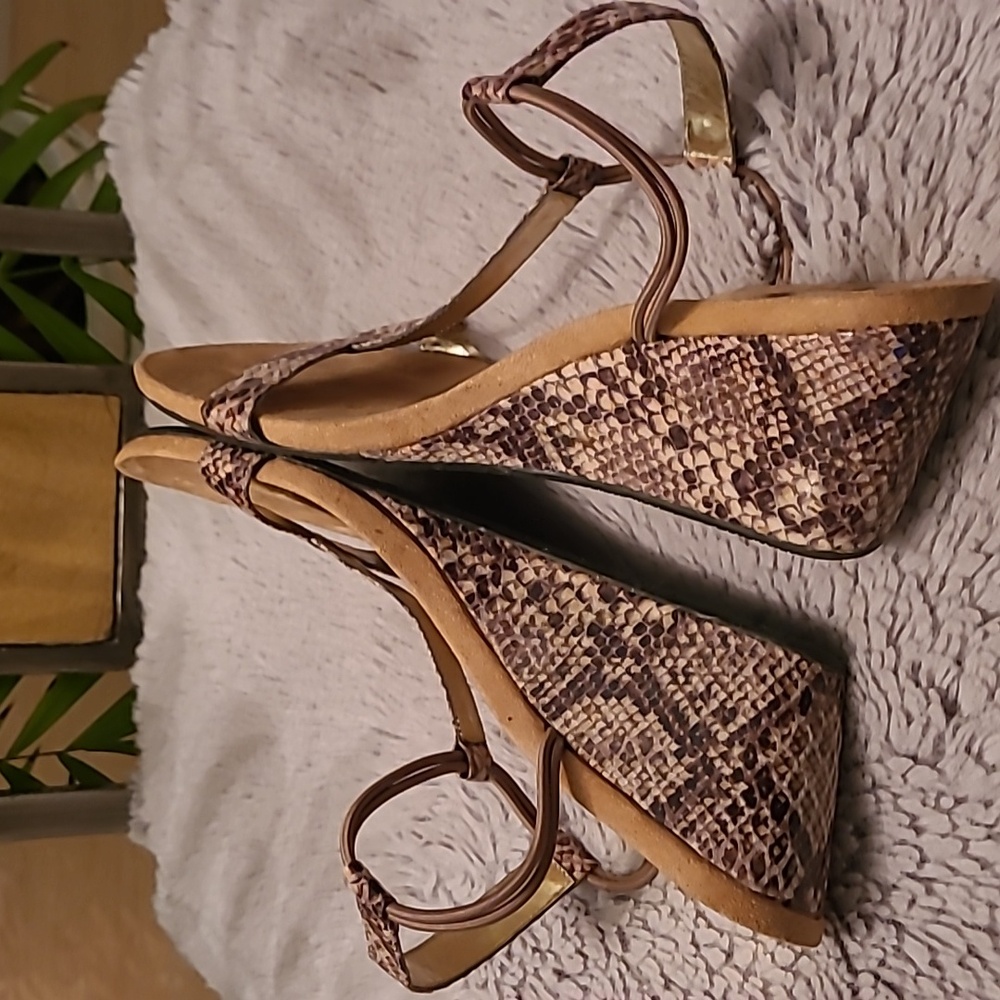 Python Print Wedge Sandals ❤️ - Picture 5 of 6